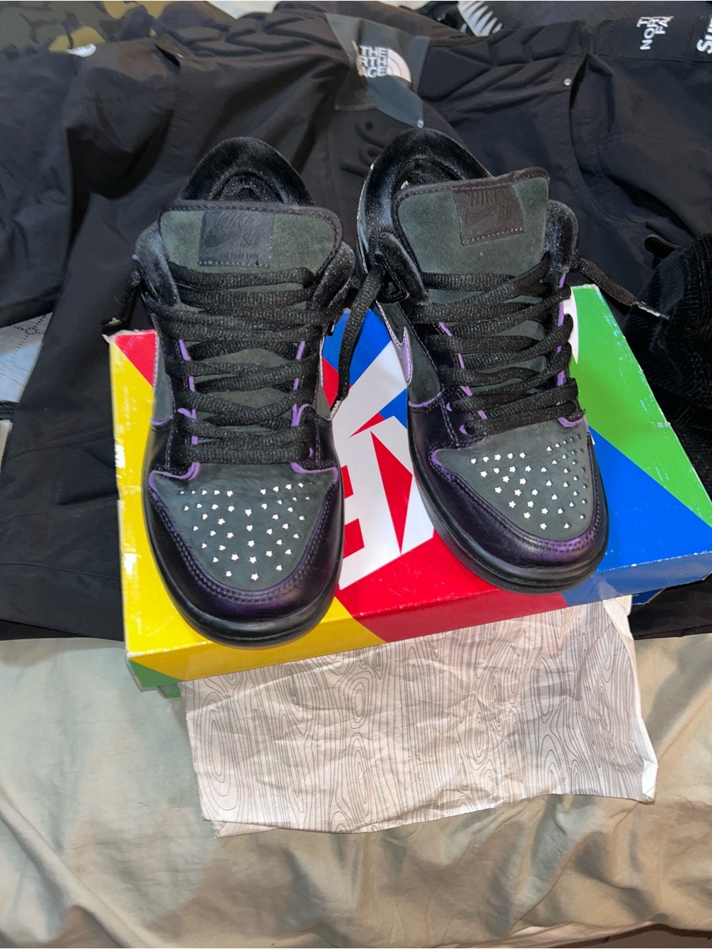 Familia x Nike Dunk Low Pro QS SB 'First Avenue'